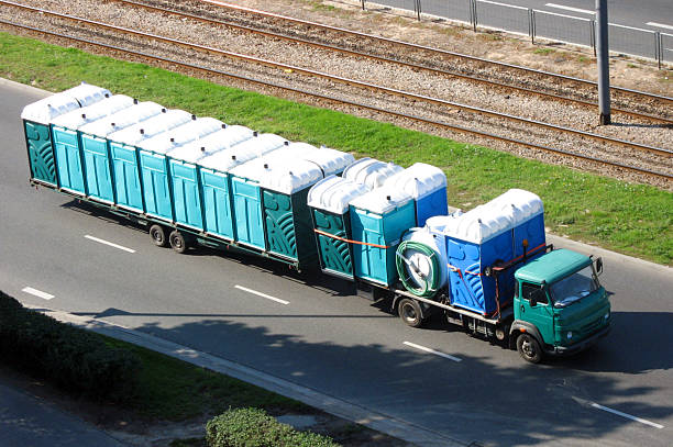 Porta potty delivery and setup in Albertson, NY